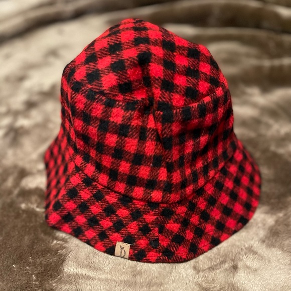 Red And Black Plaid Bucket Hat Os 